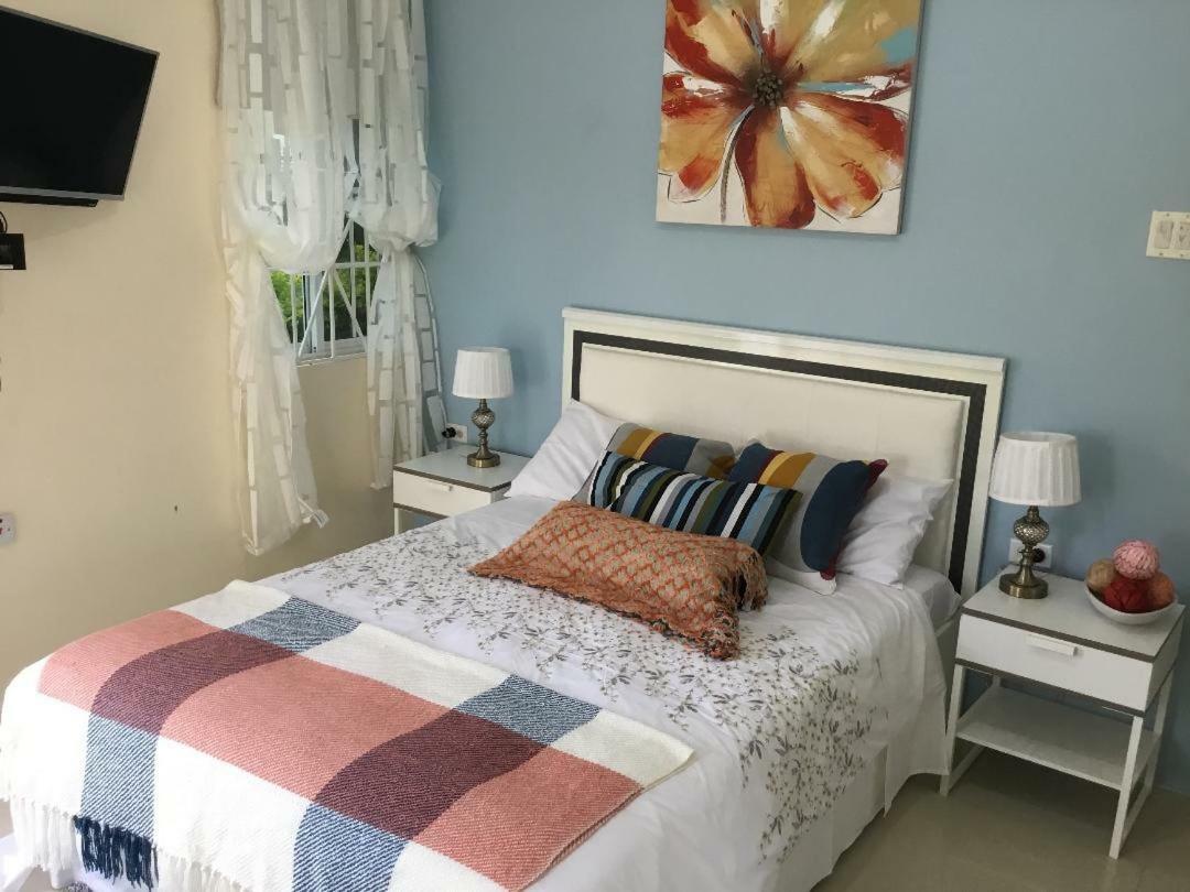 Cool Breeze Discovery Bay Bagian luar foto